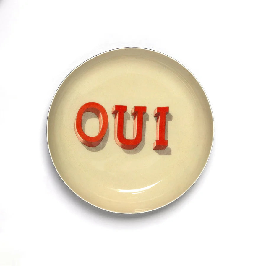 Roomytown | Round Enamel Tray - Oui